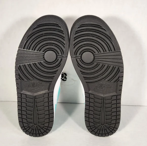 NWOT Men's Jordan 1 Mid Tropical Twist Igloo - Picture 7 of 9